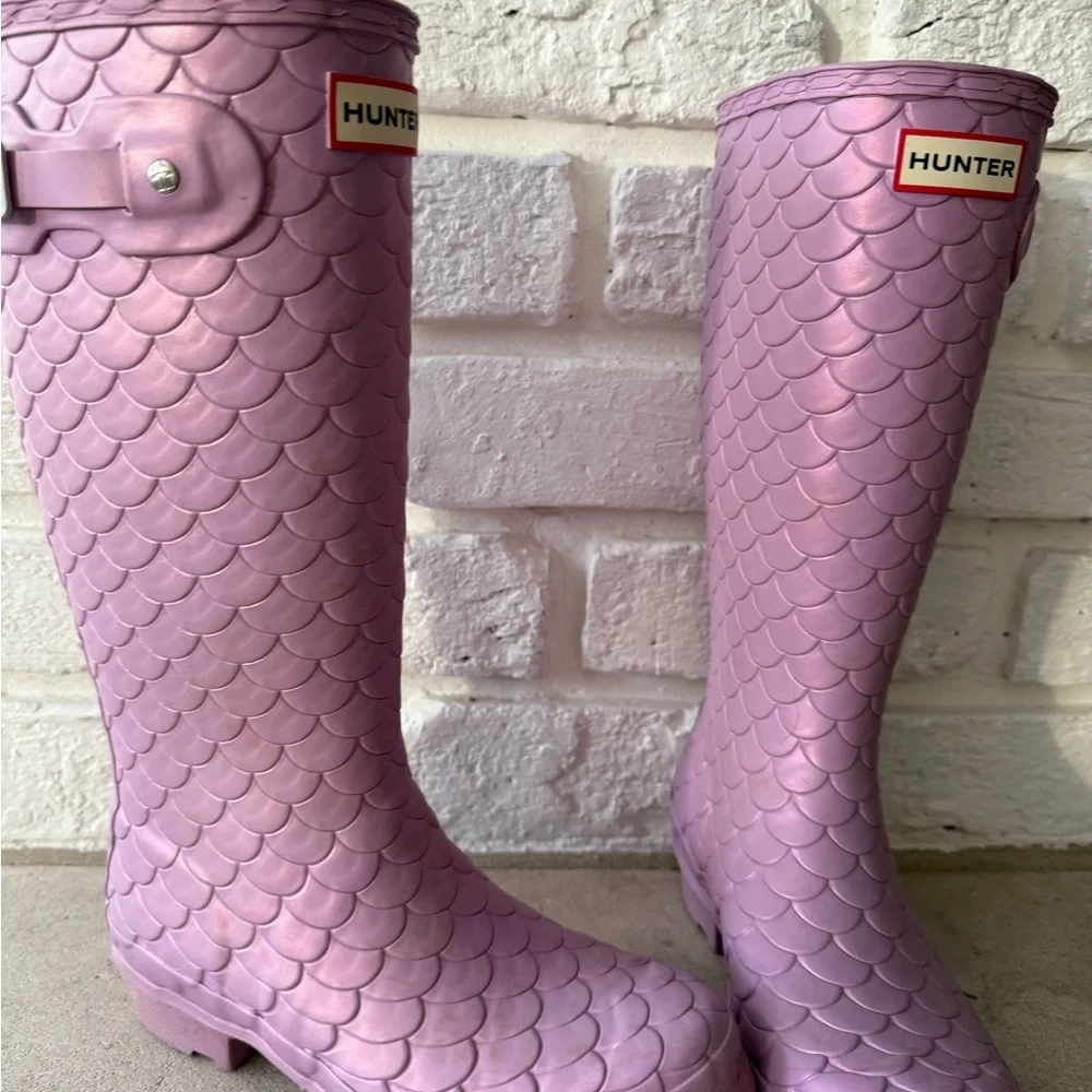 Hunter Lavender Mermaid Pattern Boots - Sea Dragon - Picture 3 of 9